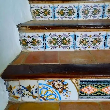 Casa Indalecio Nyaraló *